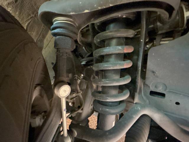 UZ0047938689_82_001.jpg