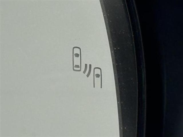 UZ0048183945_47_001.jpg