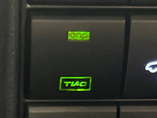 UZ0048382117_43_001.jpg