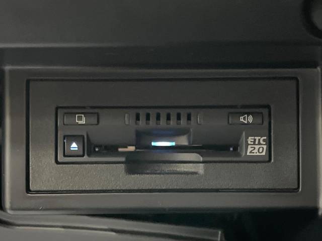 UZ0048382117_7_001.jpg