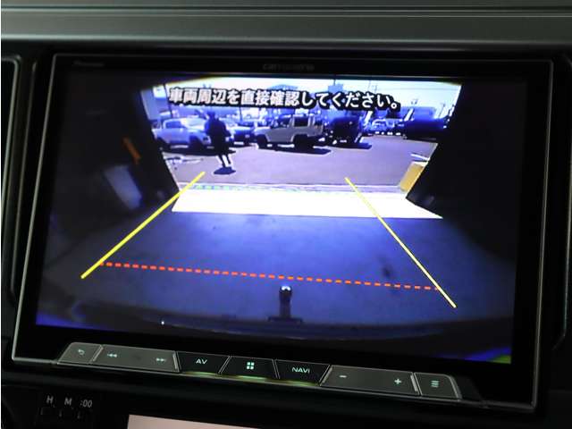 UZ0048396215_40_001.jpg
