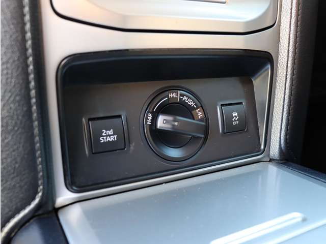 UZ0047064021_58_003.jpg