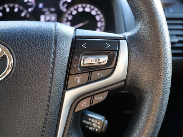 UZ0047064021_61_003.jpg