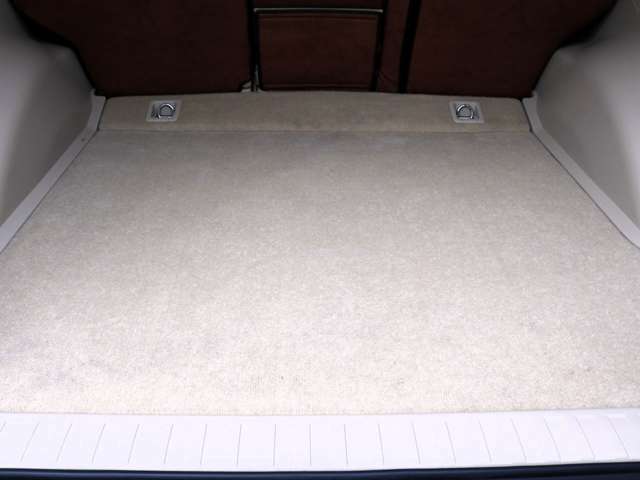 U00048132145_48_003.jpg