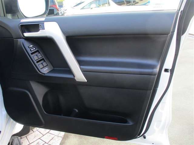 U00048358827_17_001.jpg