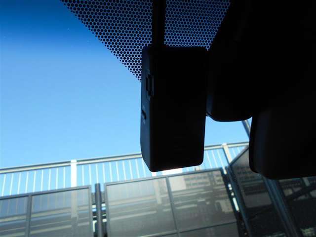 U00047963912_37_002.jpg
