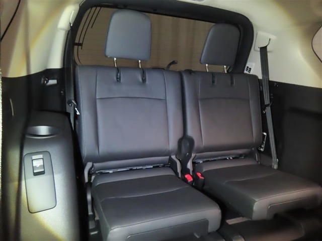 U00048205056_37_001.jpg