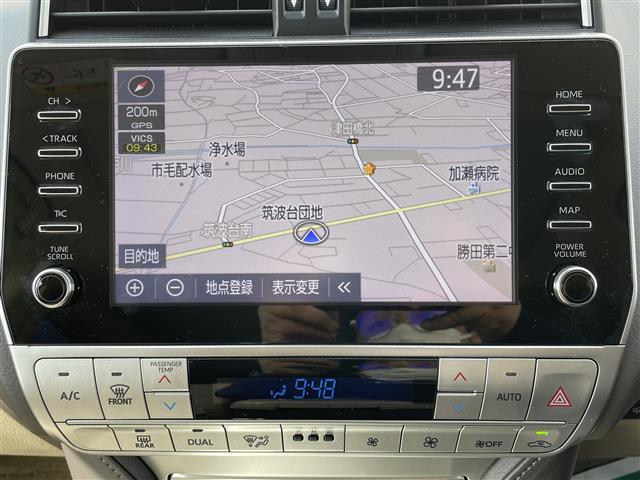 UZ0048305565_3_002.jpg