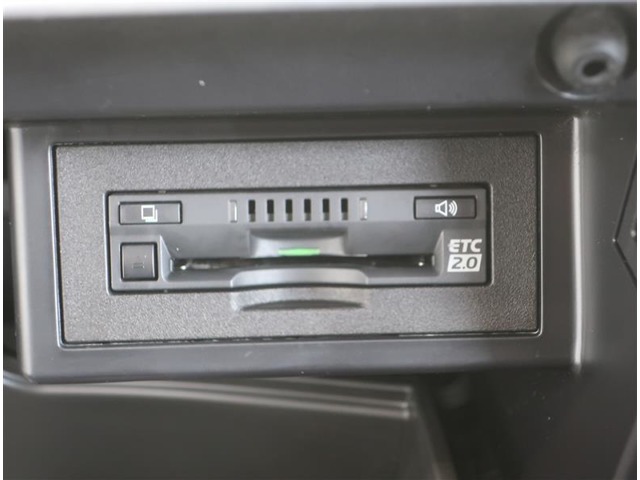 U00047826251_10_001.jpg