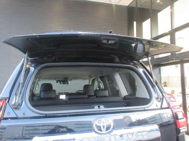U00048292945_19_001.jpg