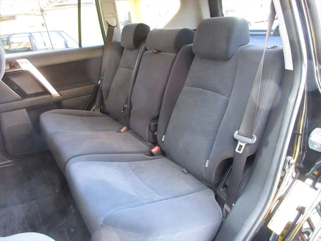 U00047952931_10_001.jpg