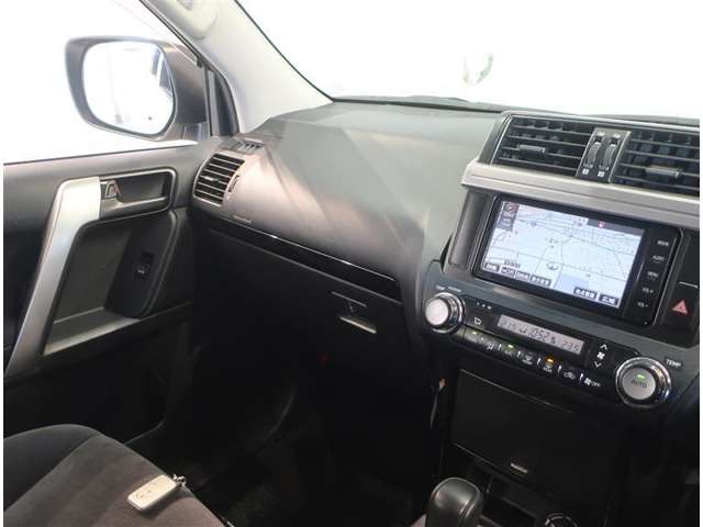 U00047776607_9_001.jpg