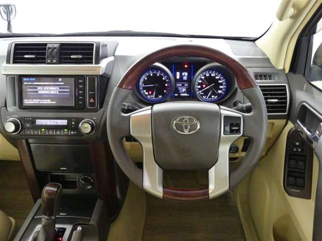 U00048350767_5_001.jpg