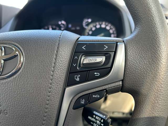 UZ0048342246_54_002.jpg