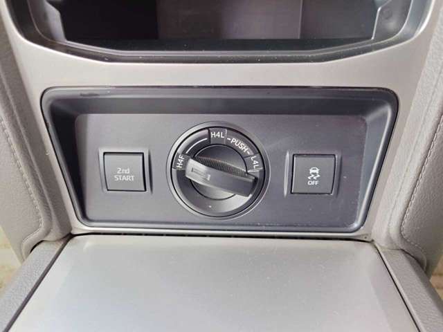 U00047272815_34_001.jpg