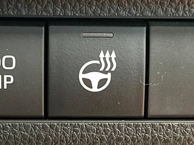 UZ0047816870_10_001.jpg