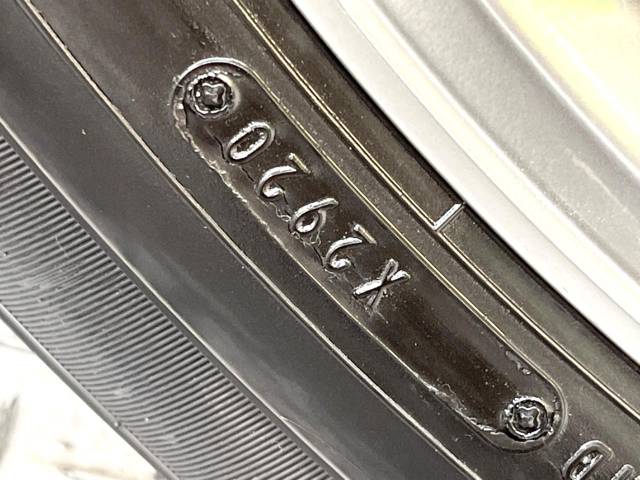UZ0047775279_36_001.jpg