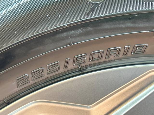 UZ0047913005_38_001.jpg