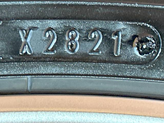 UZ0047913005_39_001.jpg