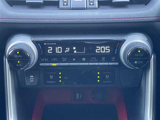 UZ0048265687_7_002.jpg