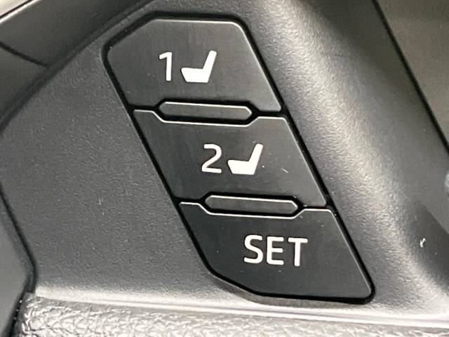UZ0048149933_67_001.jpg