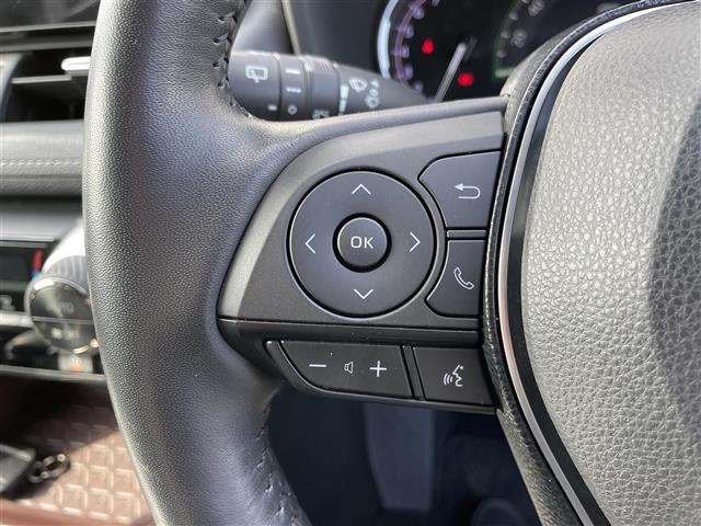 UZ0048176702_19_001.jpg