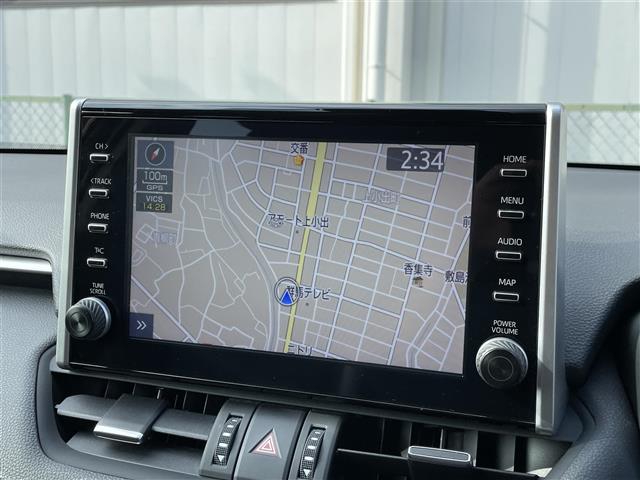UZ0048176702_4_001.jpg