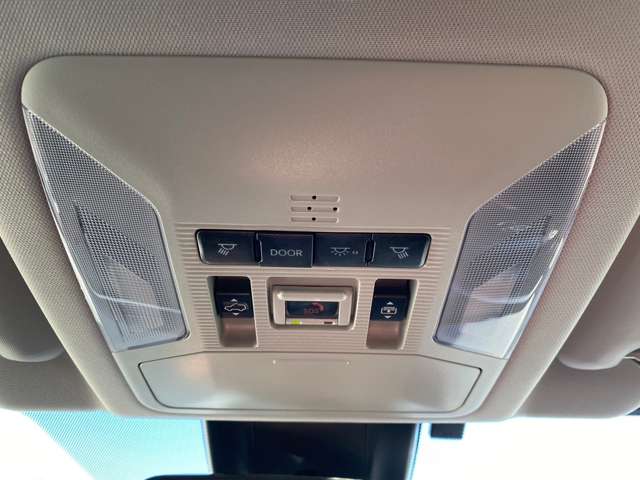 U00048083193_45_001.jpg