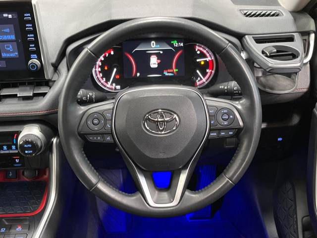 UZ0048264168_10_001.jpg