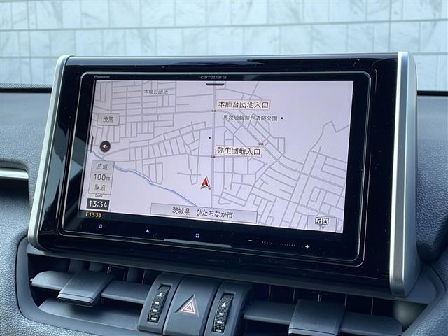 UZ0047842628_5_001.jpg