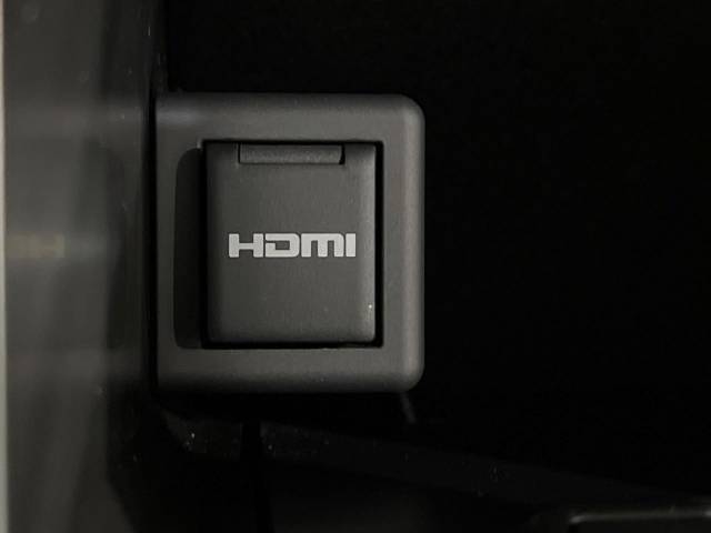 UZ0048021268_66_001.jpg