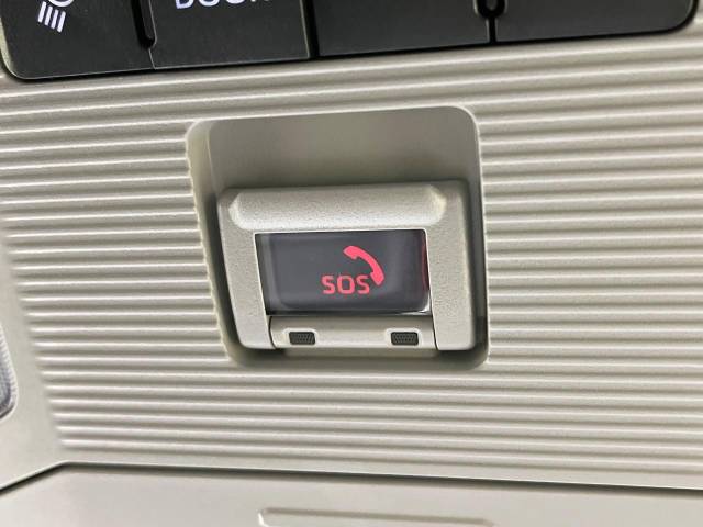 UZ0048021268_69_001.jpg
