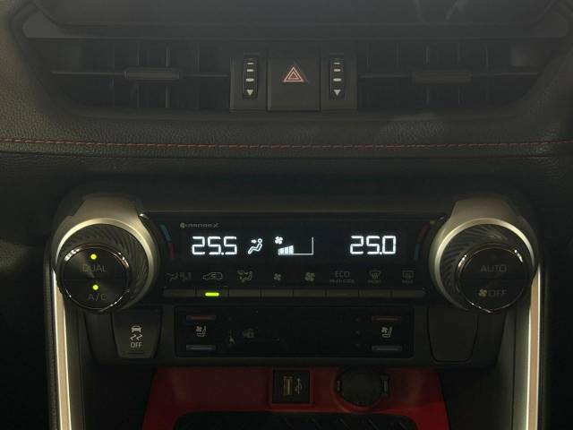 UZ0048418420_4_001.jpg