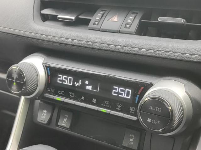 UZ0048144633_40_001.jpg