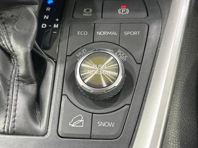 UZ0047947930_36_001.jpg