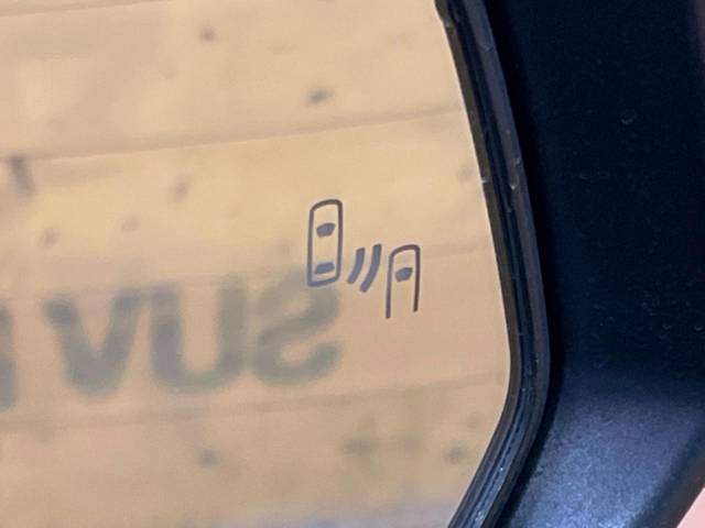 UZ0047924673_6_001.jpg