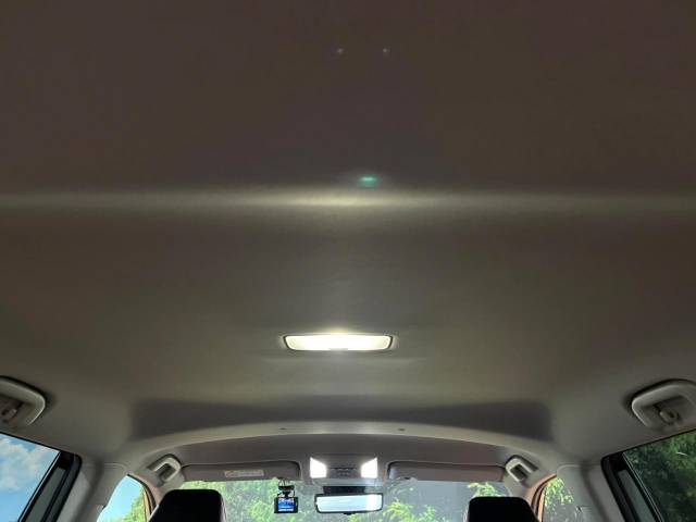 UZ0048152105_53_001.jpg