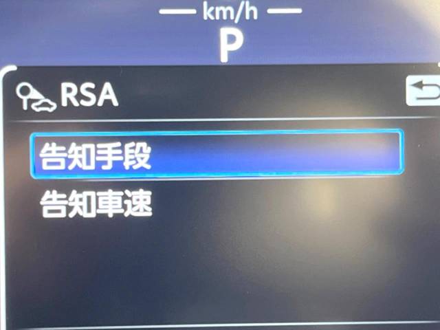 UZ0048510084_59_001.jpg