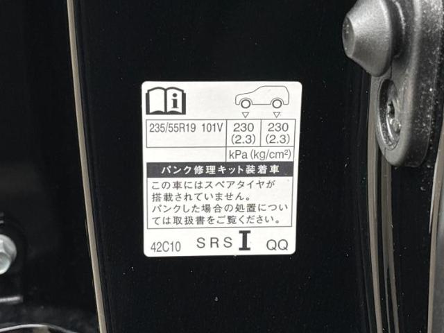 UZ0047796504_62_001.jpg
