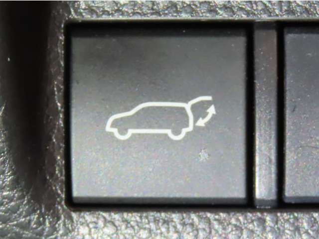 U00048108388_42_001.jpg