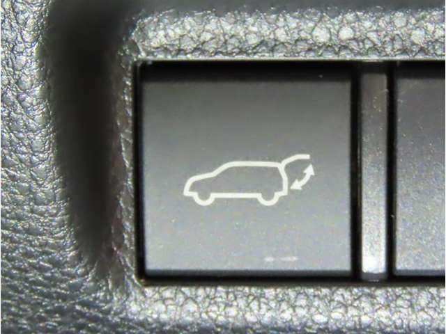 U00048476331_17_001.jpg