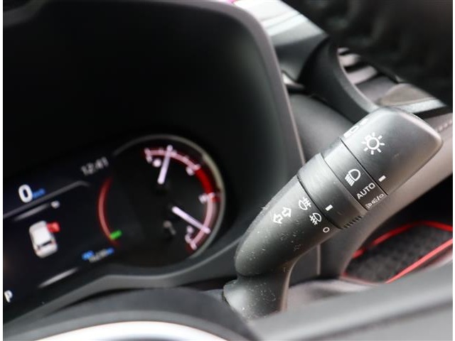 UJ0048229389_47_001.jpg