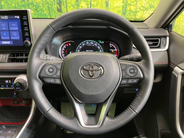 UZ0048473908_10_001.jpg