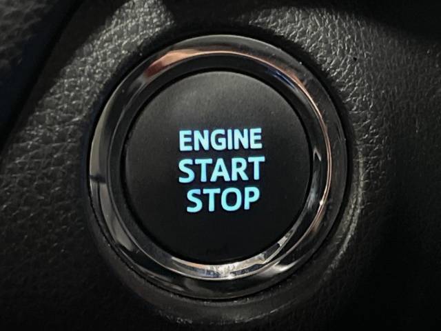 UZ0047382849_33_001.jpg