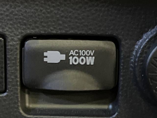 UZ0047382849_4_001.jpg