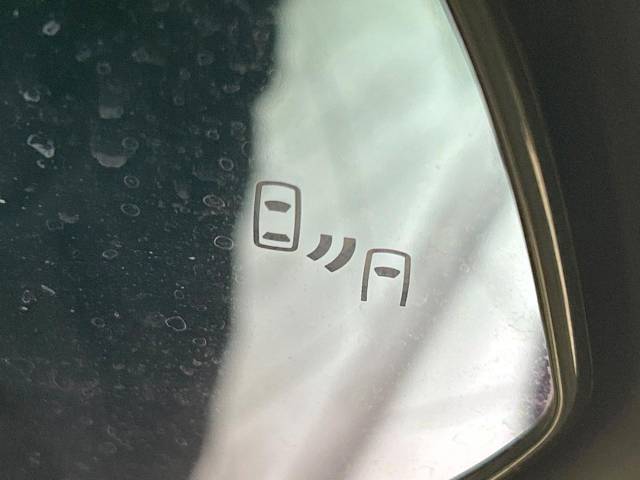UZ0048337242_7_001.jpg