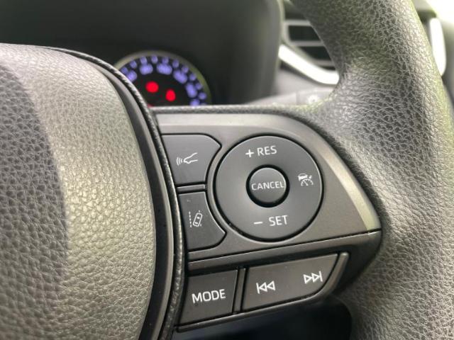 UZ0048526835_37_001.jpg