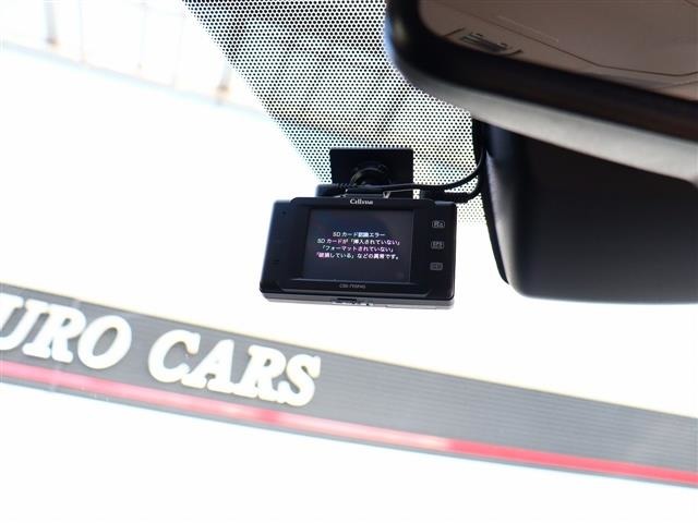 U00048135257_40_001.jpg