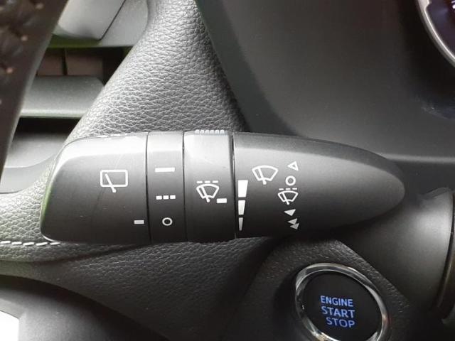 UZ0047341350_16_002.jpg