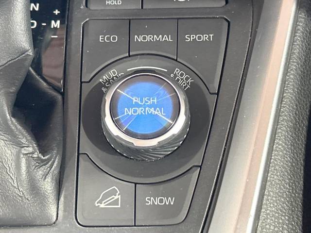 UZ0048545942_56_001.jpg